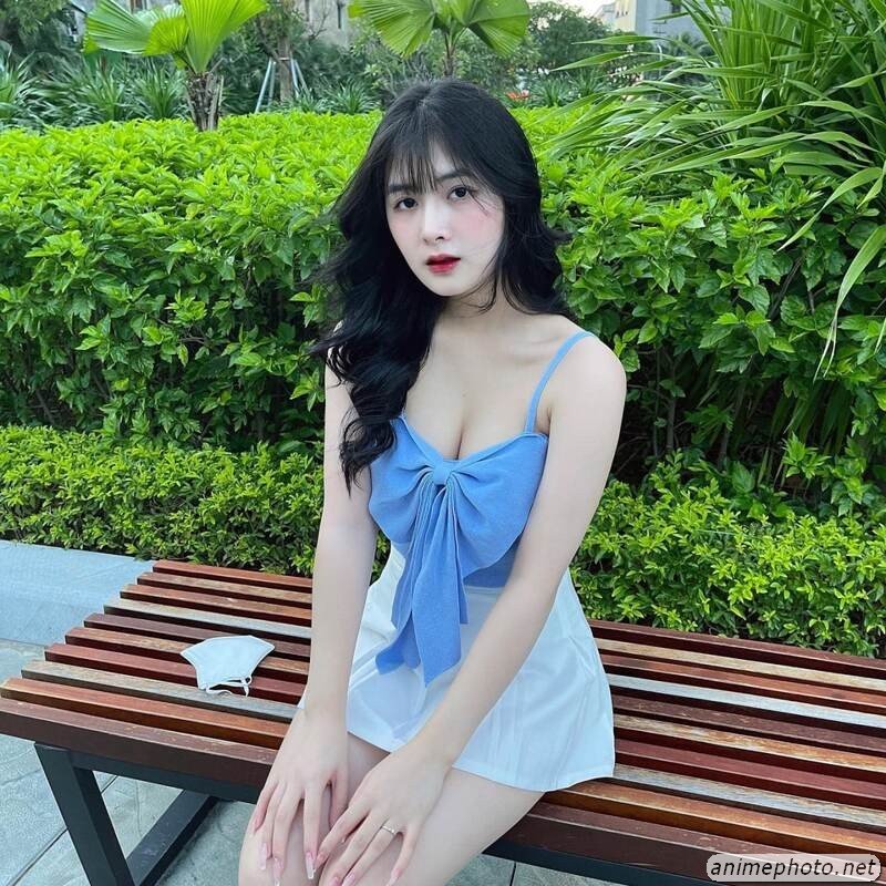 ảnh gái xinh phổi to