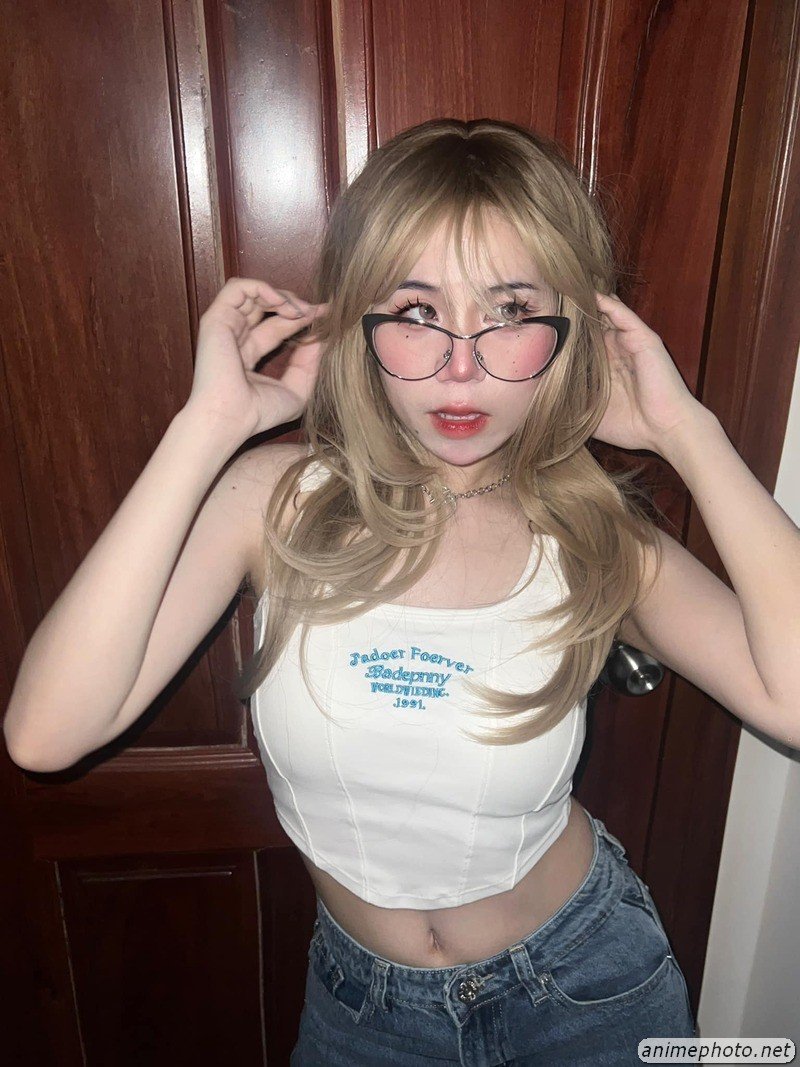 ảnh nude mèo simmy 7