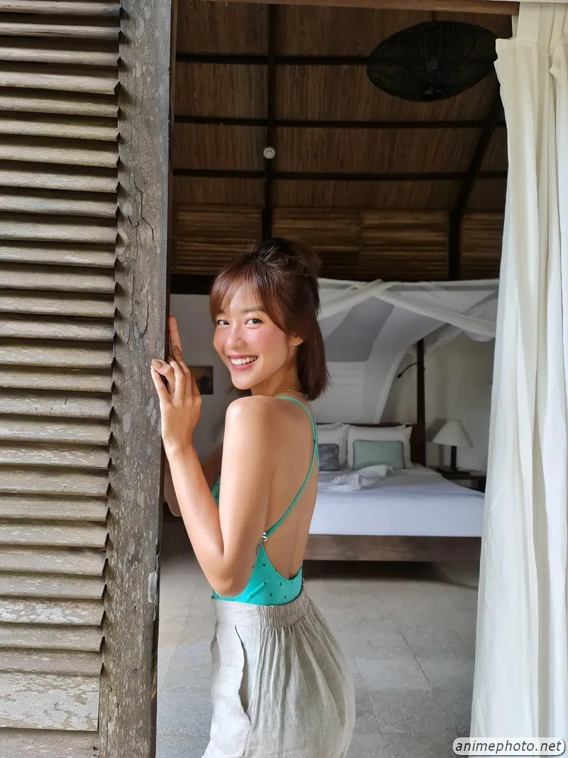 ảnh khả ngân 5