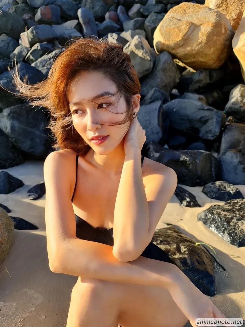 ảnh khả ngân 8