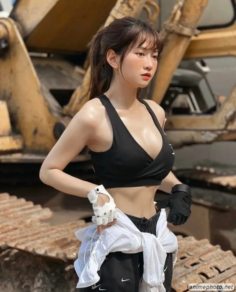 ảnh lê bống bikini 3