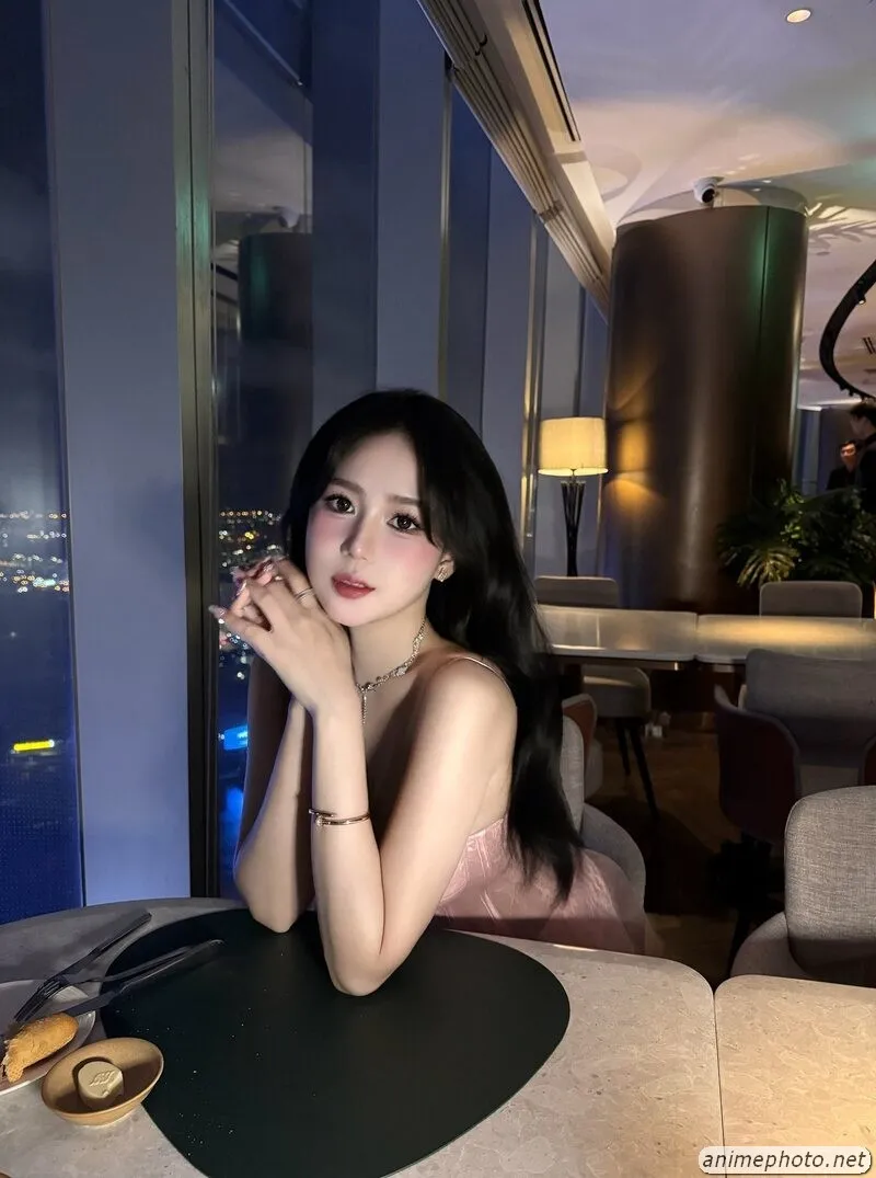 ảnh nguyễn thu trang 23