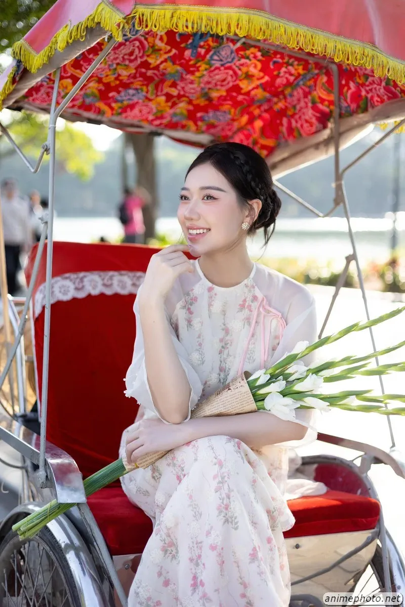 ảnh nguyễn thục anh 31