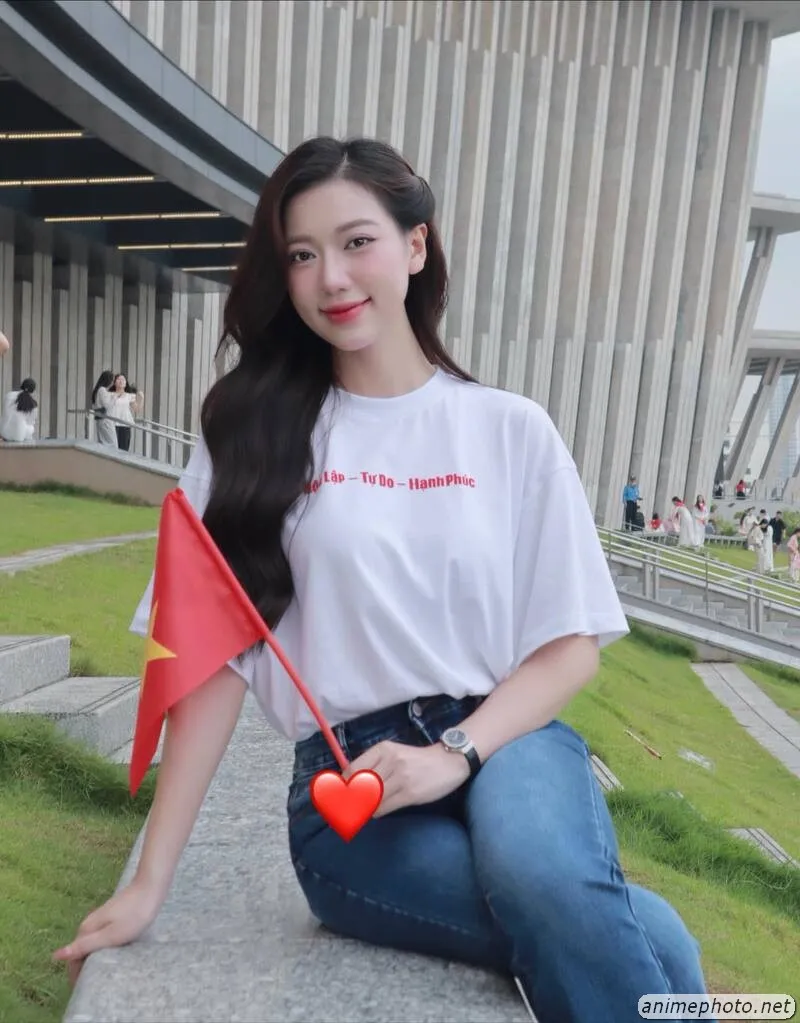 ảnh nguyễn thục anh 42