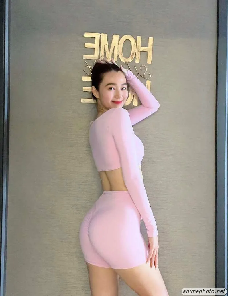 ảnh nude Khánh My 27
