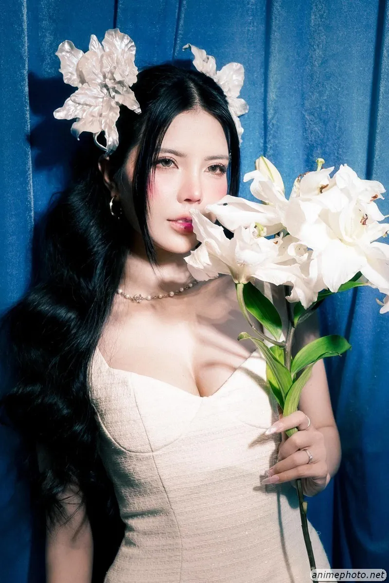 ảnh nude mai dora 14