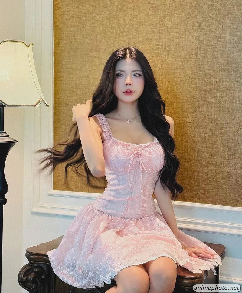 ảnh nude mai dora 8