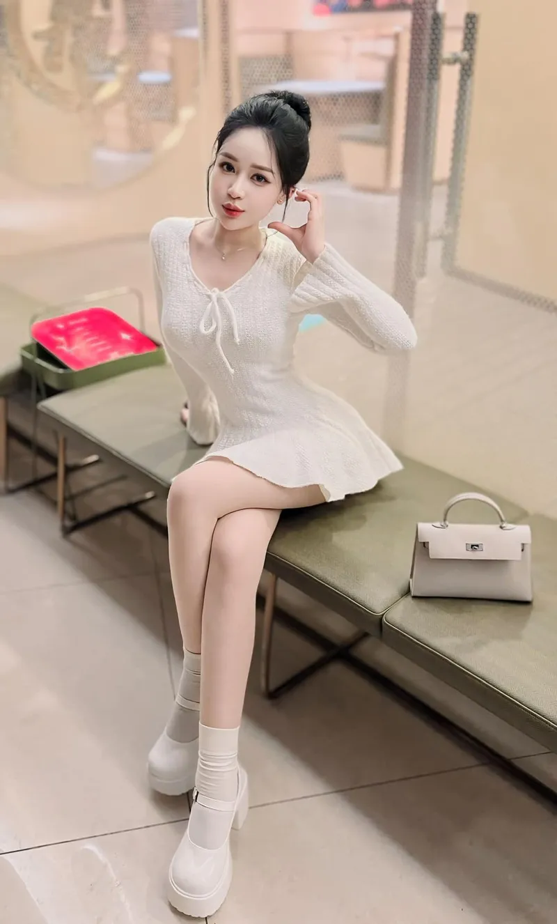 anh thảo nude