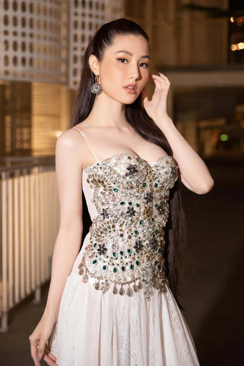 diễm my 9x nude 1
