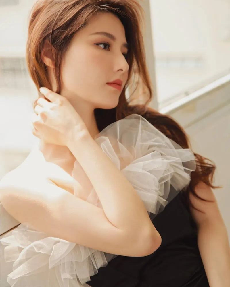 diễm my cuốn hút