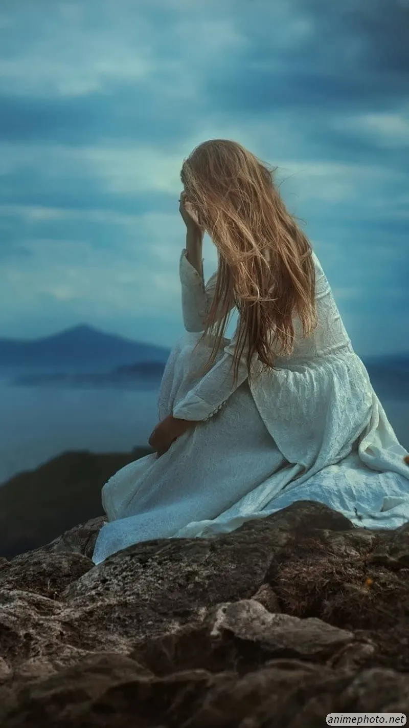 girl-dp-with-tears