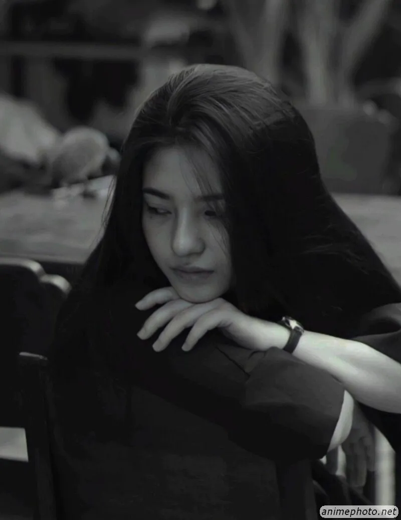 lonely-girl-dp.jpg