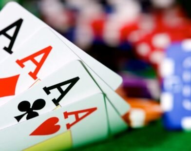 Nghệ Thuật Chơi Liêng: Khi Tư Duy Gặp May Mắn