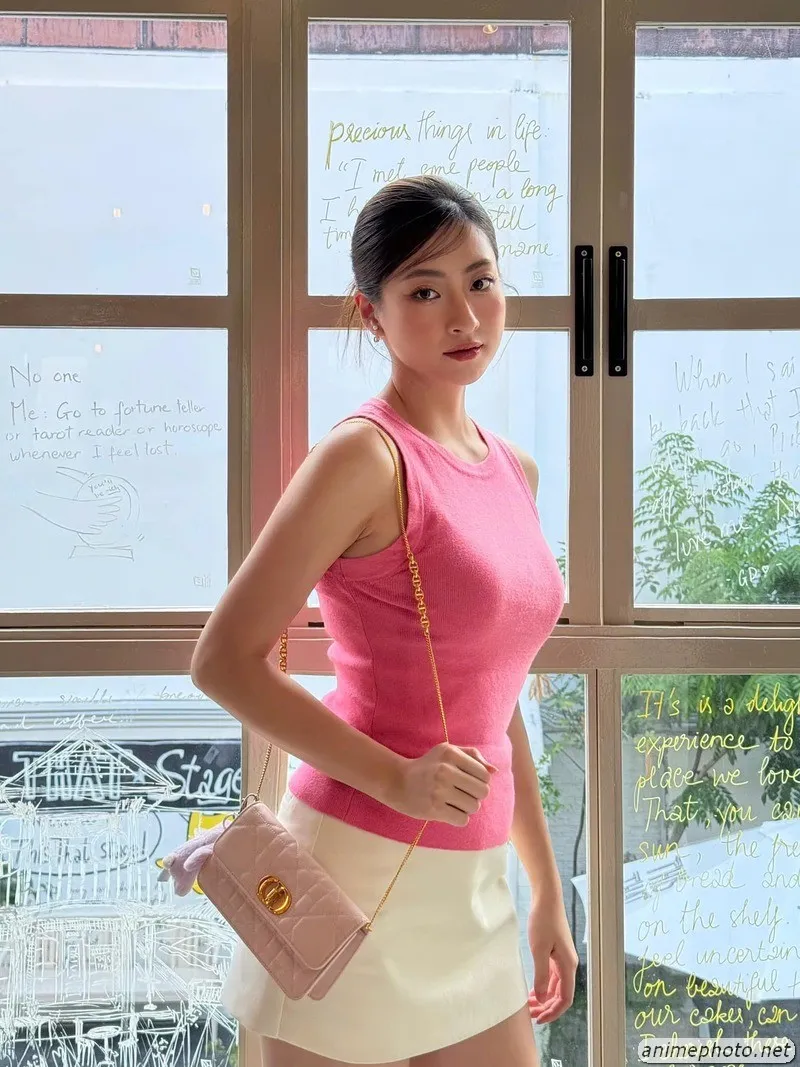 ảnh Lương Thùy Linh 13