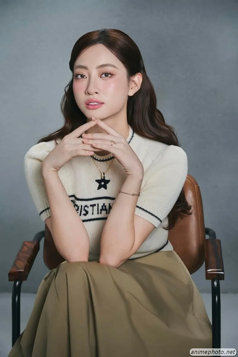 ảnh Lương Thùy Linh 25