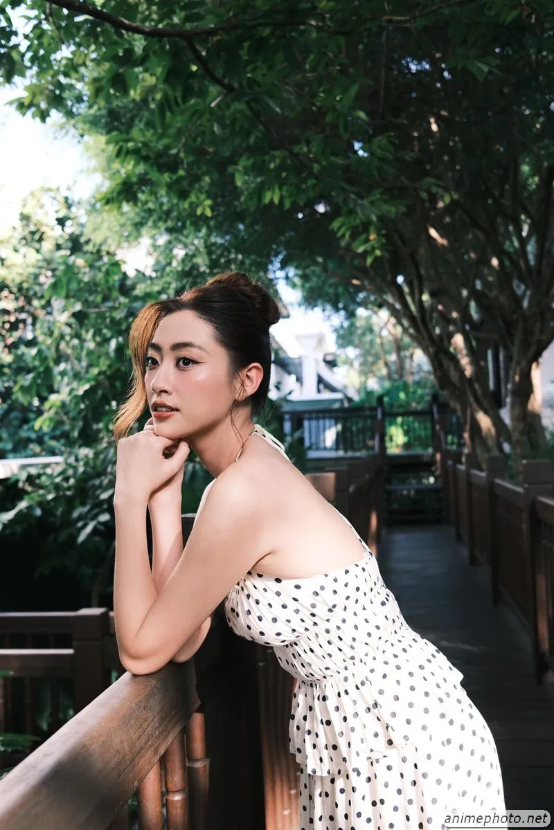 ảnh Lương Thùy Linh 4