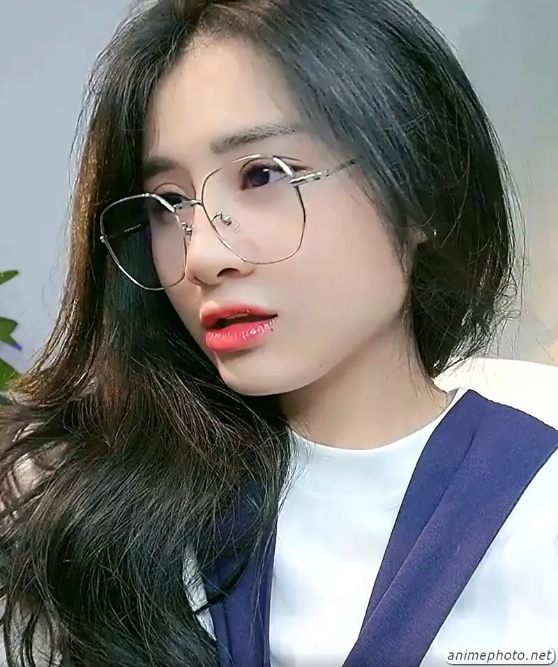 ảnh gấu anna sexy
