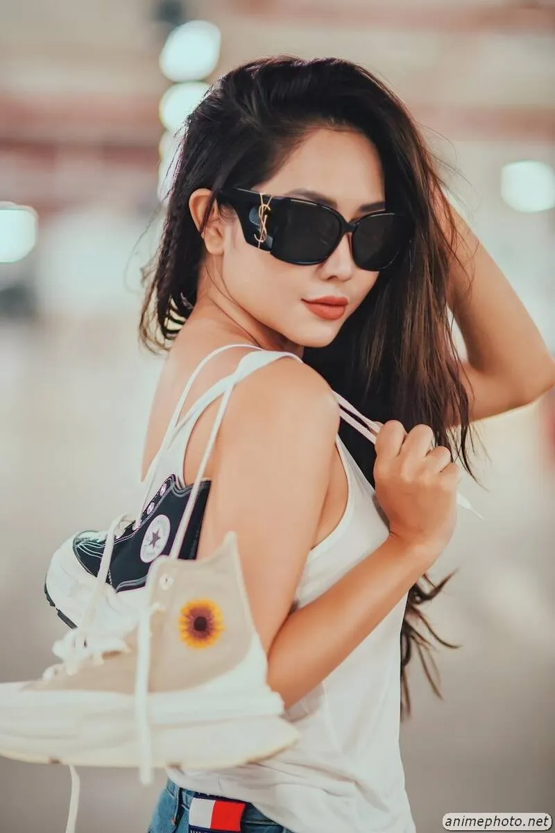 ảnh tường vy 13