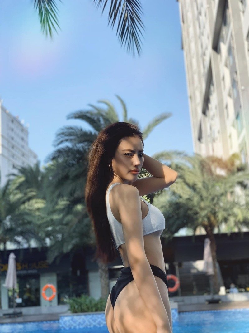 ảnh Hà Vi Vi bikini