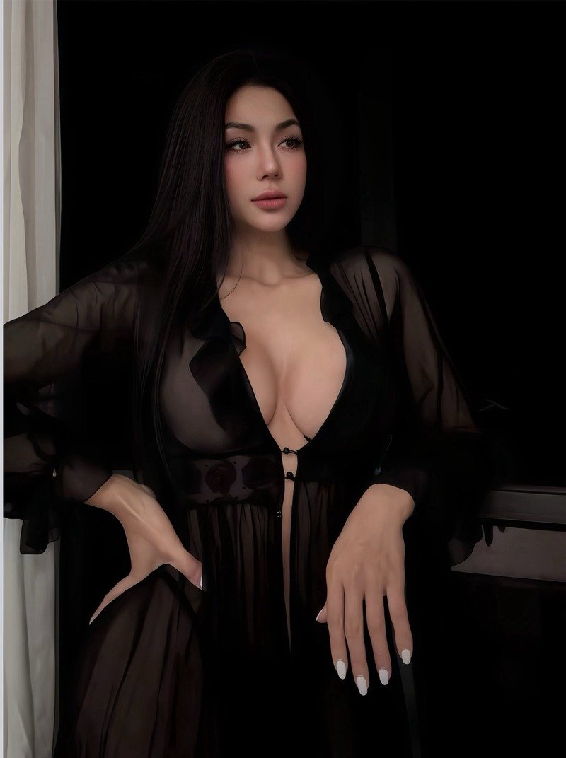 ảnh hot girl Phạm Maya 30