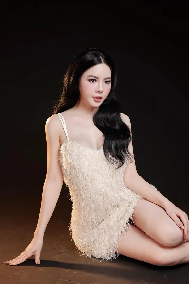 ảnh Phương Minh Nguyễn lộ dáng