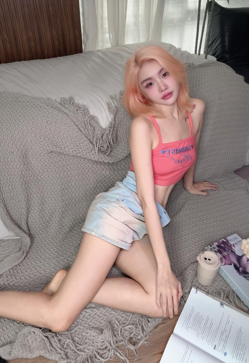 ảnh hot girl Nguyễn Thị Tố Uyên sexy 18