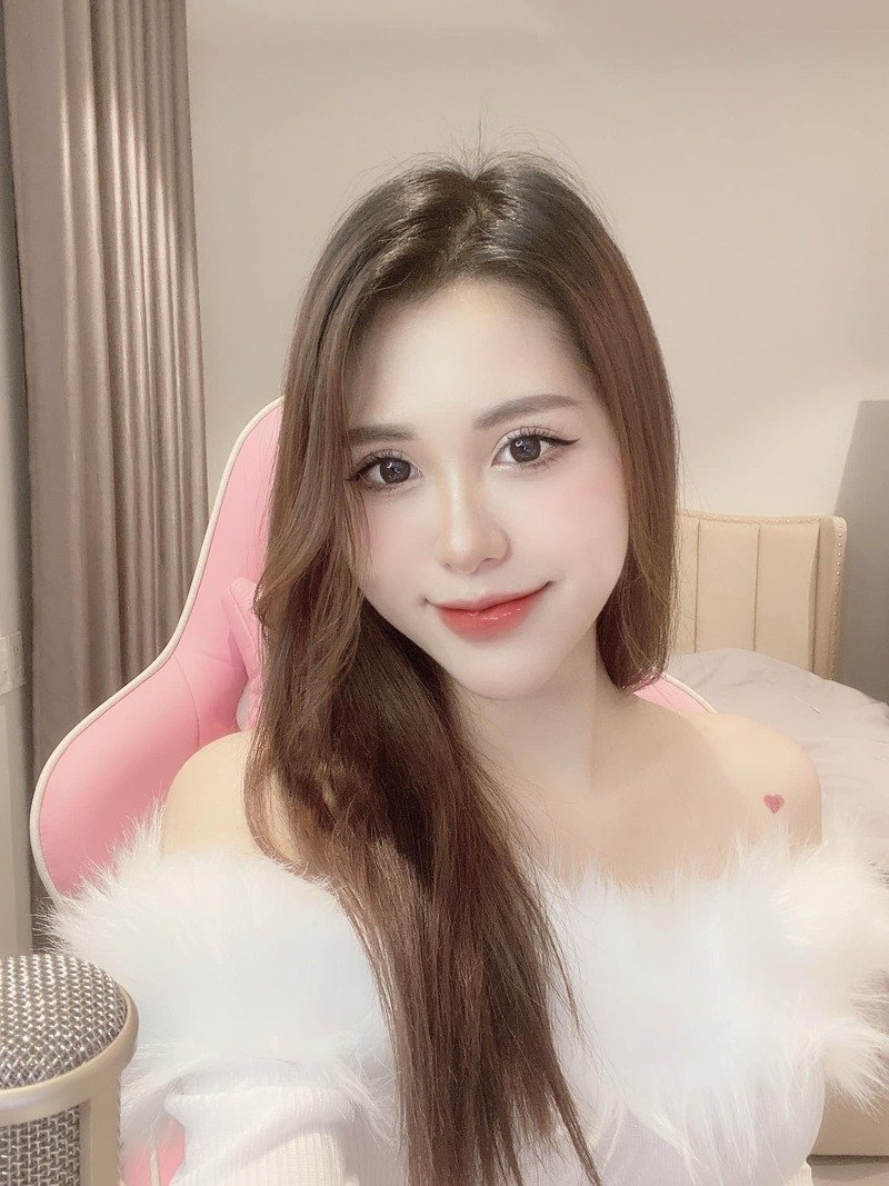 ảnh hotgirl Lê Kiều Trang