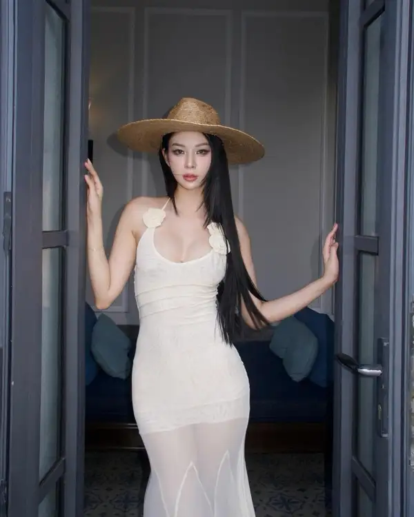 ảnh phí phương anh bikini