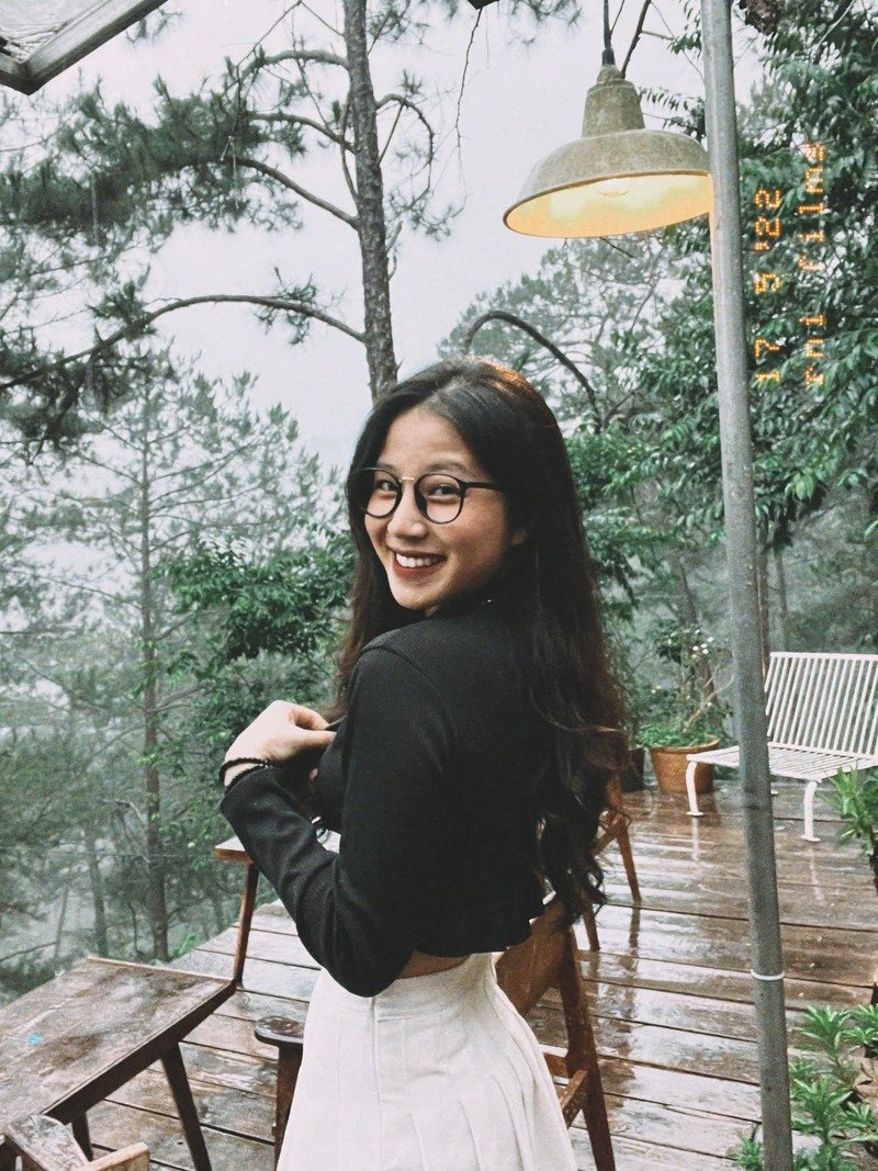 ảnh tiktoker Vân Chòe bikini