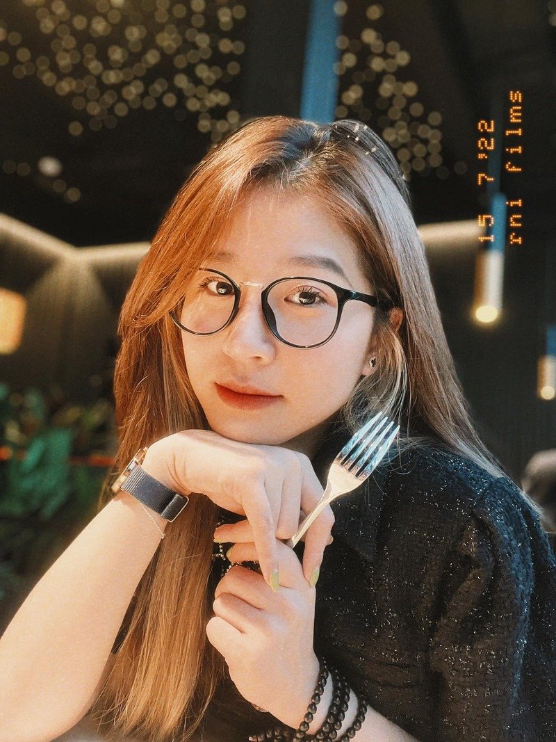 ảnh tiktoker Vân Chòe gợi cảm