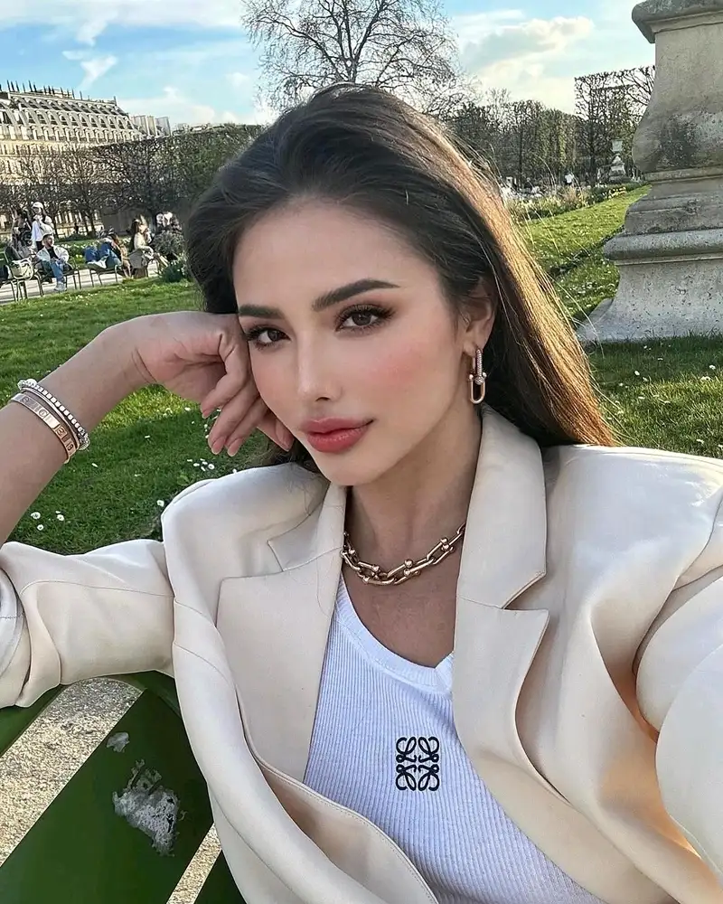 hình gái xinh đẹp 16