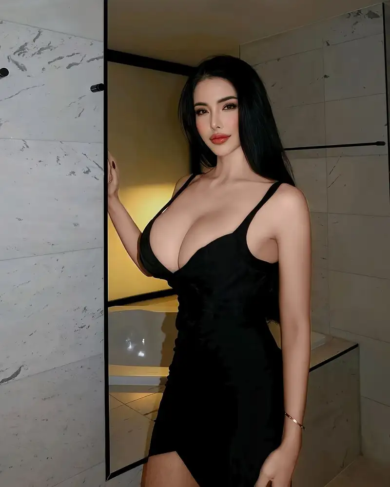 hình gái xinh đẹp lai tây