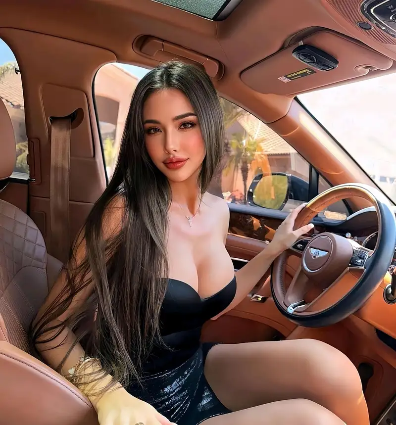 hình gái xinh đẹp trần truồng