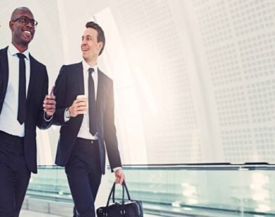 Đánh Giá 100Vip – Phân Tích Ưu Nhược Điểm Của Hệ Thống