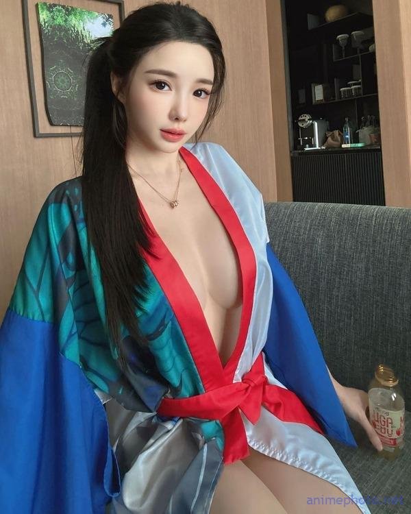 ảnh đẹp vú xinh gái Việt Nam quyến rũ