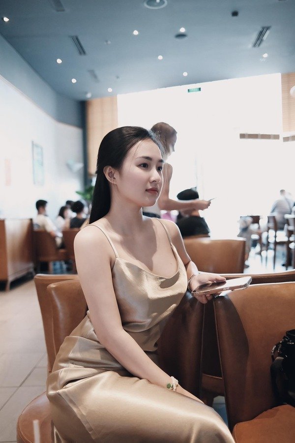 ảnh Trần Thuỳ Linh 6