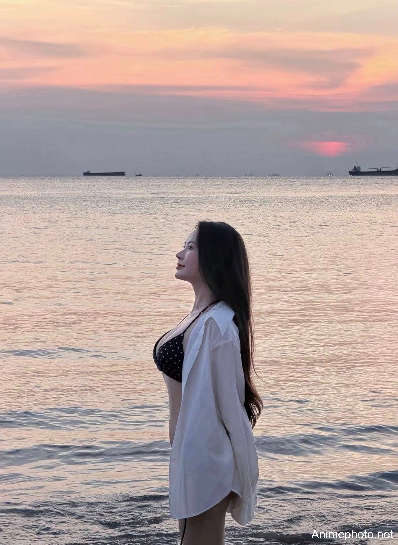 Hình Trịnh Mỹ Duyên outfit hở hang tinh tế sexy