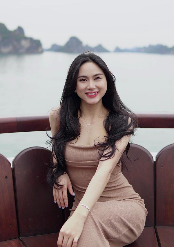 ảnh Hương Khánh Ly cuốn hút