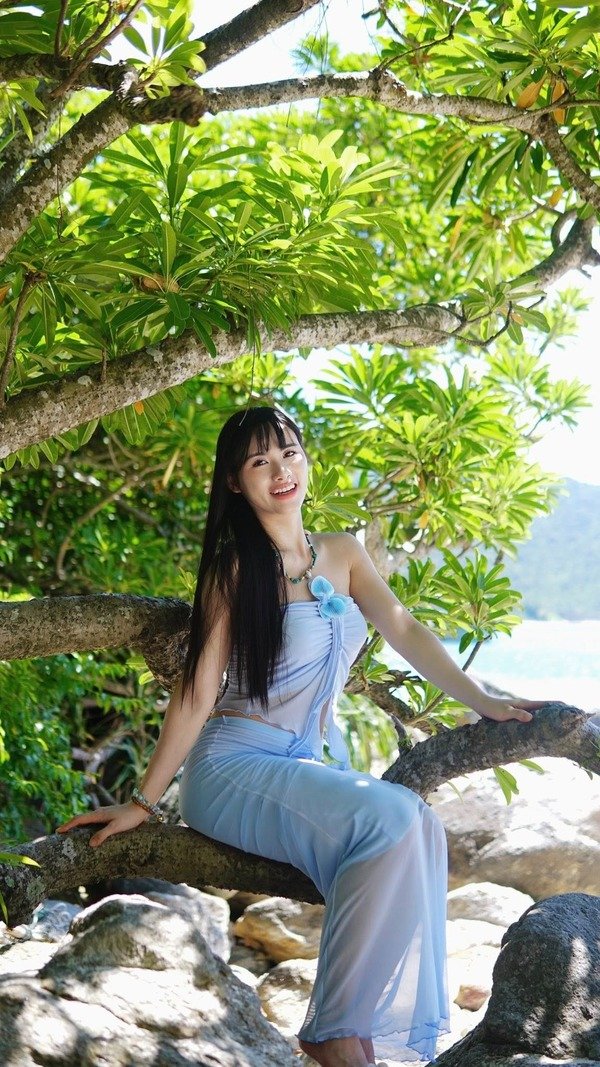 ảnh Hương Khánh Ly xinh gái