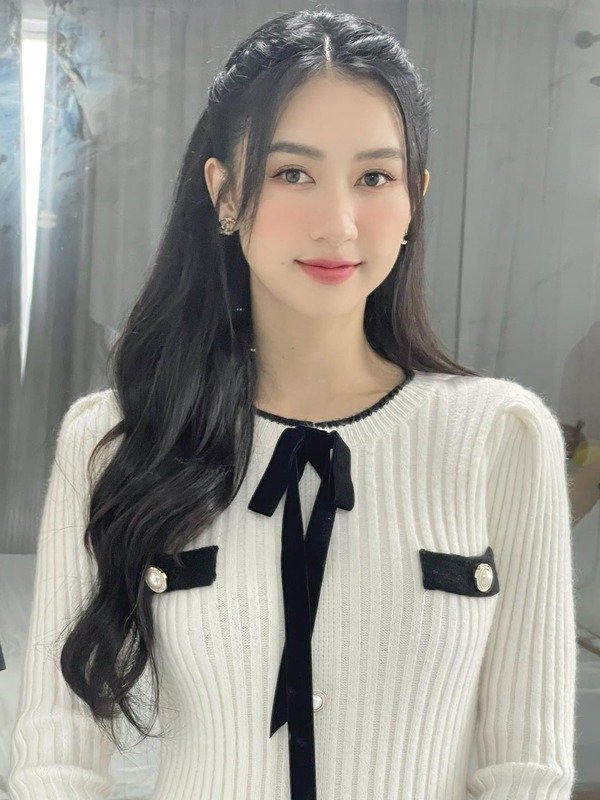 ảnh á hậu hà thu bikini