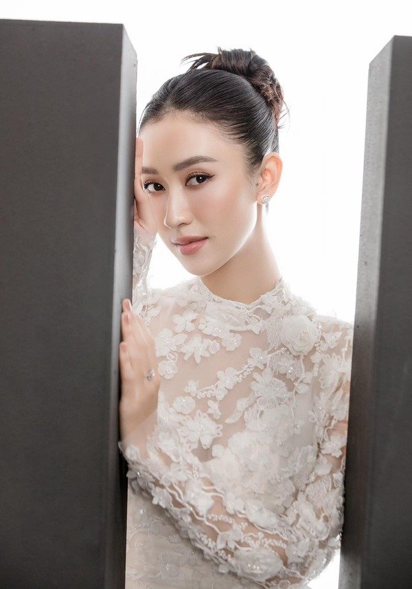 ảnh á hậu hà thu sex