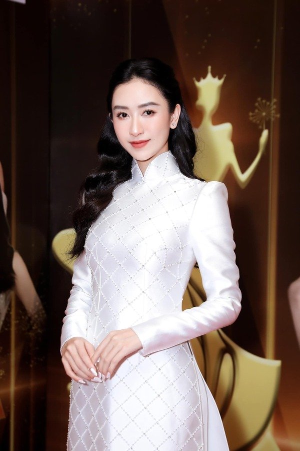 ảnh á hậu hà thu sexy