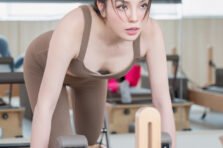 135+ Bức Ảnh Nguyễn Cao Kỳ Duyên Khoe Dáng Khiến Fan Thèm Khát