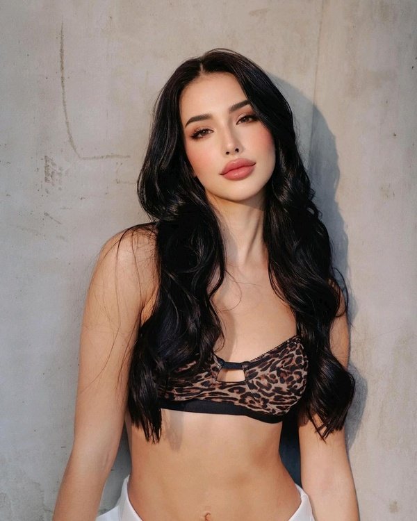 ảnh sex ngô anh mai 24