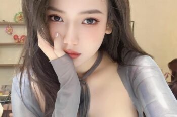 Mở 88+ ảnh Phạm Quỳnh Trang sexy đong đưa đủ 69 tư thế