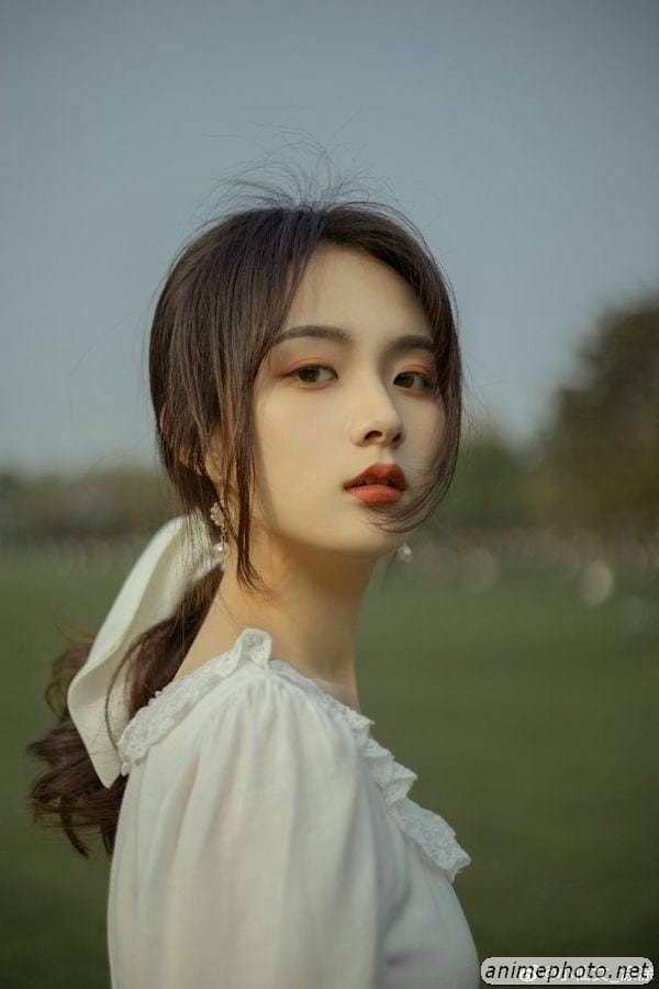 Ảnh gái xinh chân dung mặt mộc dịu dàng