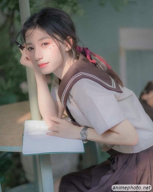 Hot girl Việt Nam mặt mộc không trang điểm