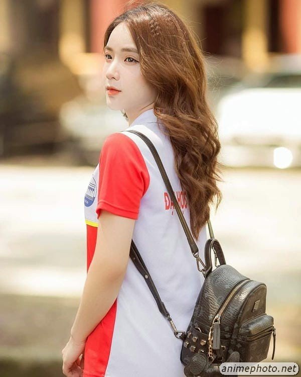 Khuôn mặt mộc xinh gái hot girl rạng rỡ