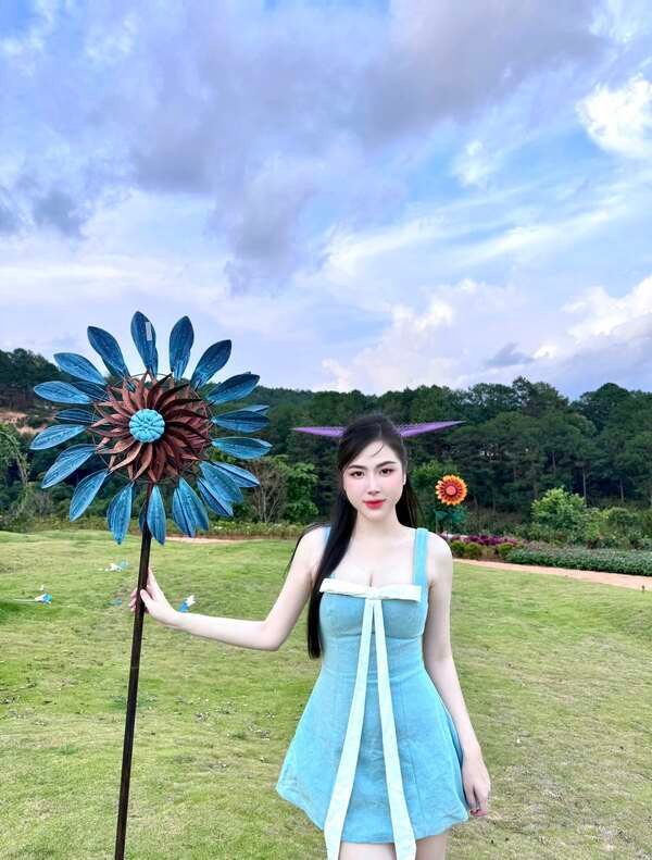 ảnh lý huỳnh thanh thảo 13