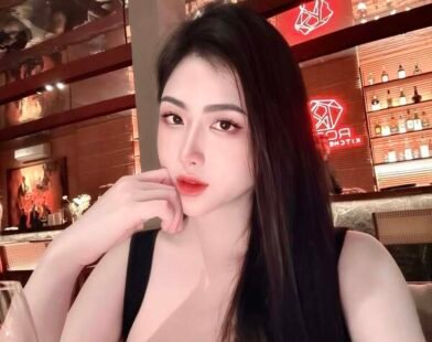 66+ Ảnh Lý Huỳnh Thanh Thảo hot girl bán xe cực xinh và sang chảnh